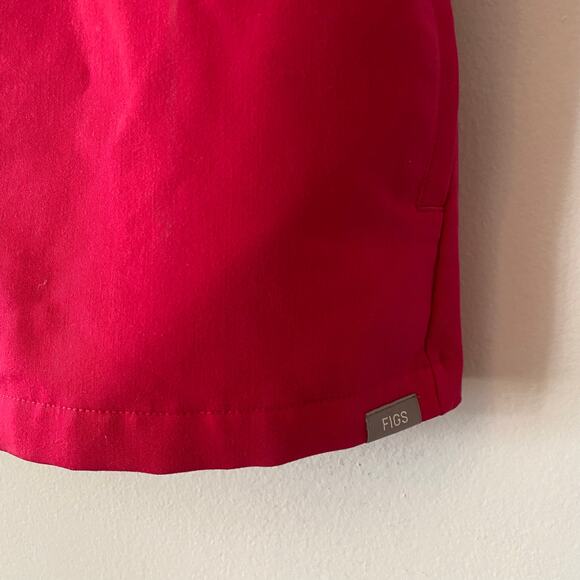 FIGS Oran V-neck Scrub Top Hot Pink Orange Nurse Uniform Women's size Medium - Picture 5 of 9